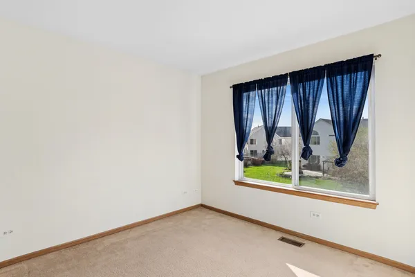 $428,900 | 728 Wildflower Circle, Naperville, IL 60540