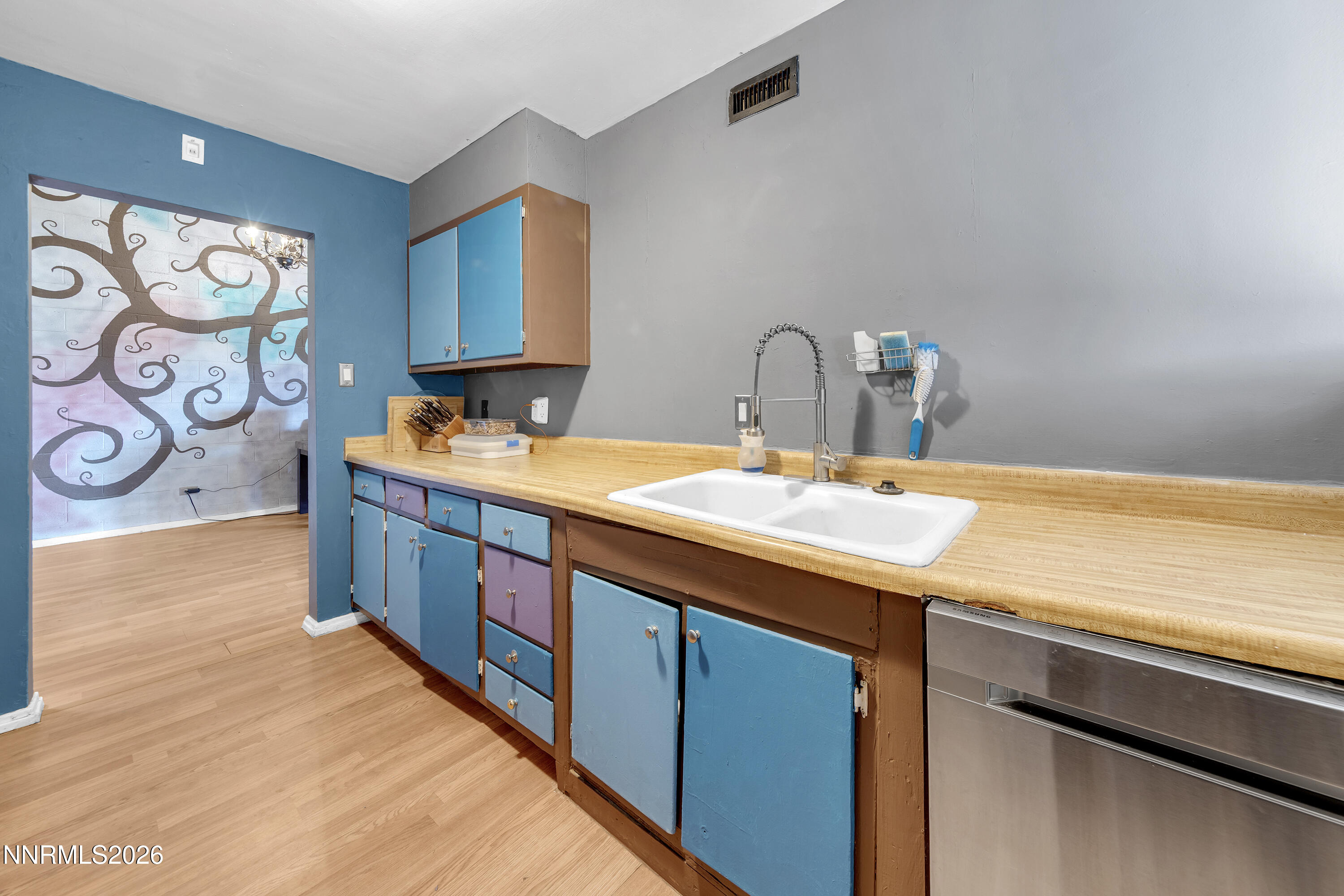 13412 Mt Lassen Street Reno, NV 89506 - Photo 11 of 25 MtLassen13412-012