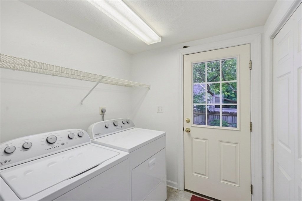 103 John Carver Road Reading, MA 01867 - Photo 21 of 38