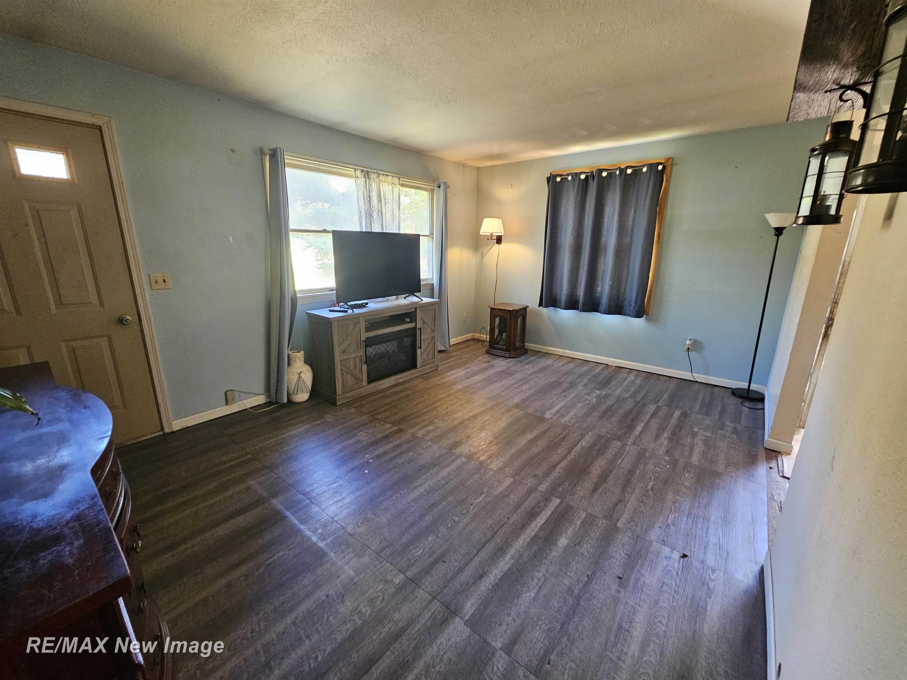 6495 Murphy Lake Road Millington, MI 48746 - Photo 8 of 38 50158327-8ba08b8a-d256-4fc2-b515-11a6dcfcbdb7.JPG