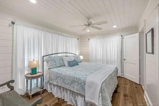 $974,500 | 443 Miguel Street, Lake Charles, LA 70607