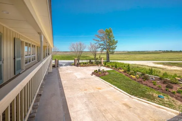 $974,500 | 443 Miguel Street, Lake Charles, LA 70607