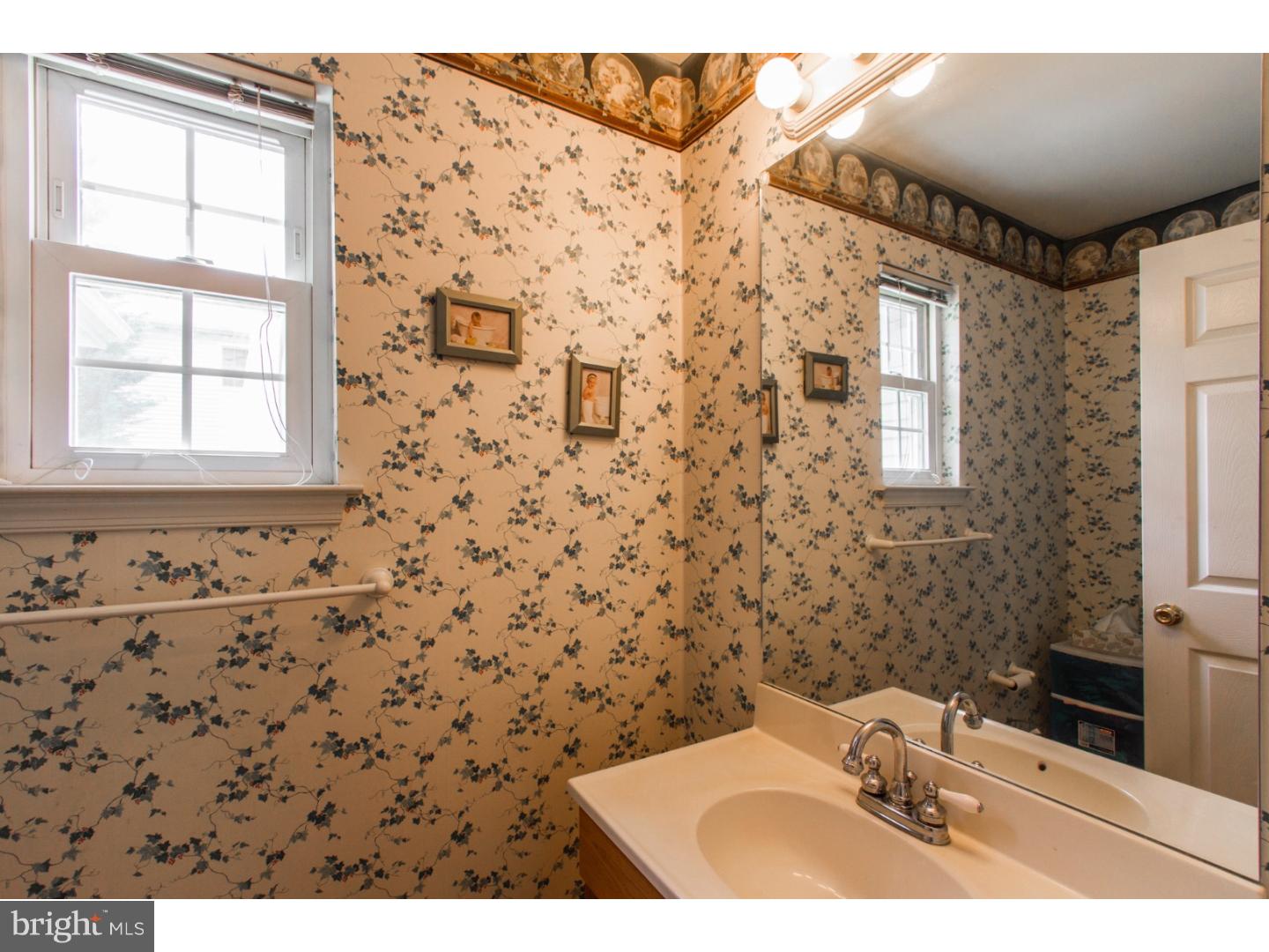 4230 Concord Road Aston, PA 19014 - Photo 9 of 23 Half Bath