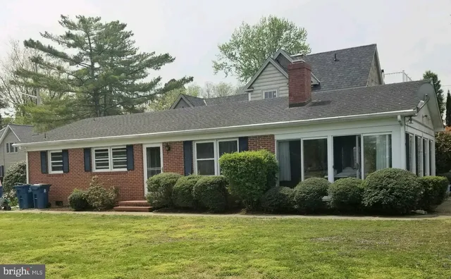 $3,500 | 219 East Chew Avenue, St. Michaels, MD 21663