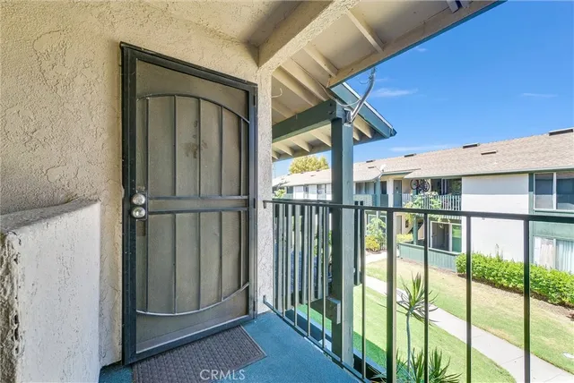 $589,000 | 23276 Orange Avenue, Unit 8, Lake Forest, CA 92630