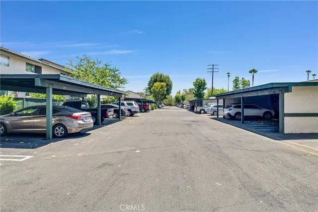 $589,000 | 23276 Orange Avenue, Unit 8, Lake Forest, CA 92630