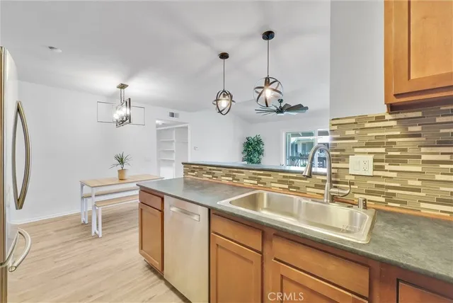 $589,000 | 23276 Orange Avenue, Unit 8, Lake Forest, CA 92630