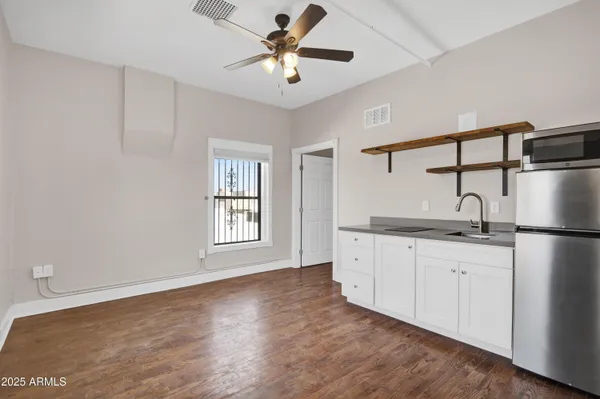 $1,225 | 5753 West Glendale Avenue, Unit 202, Glendale, AZ 85301