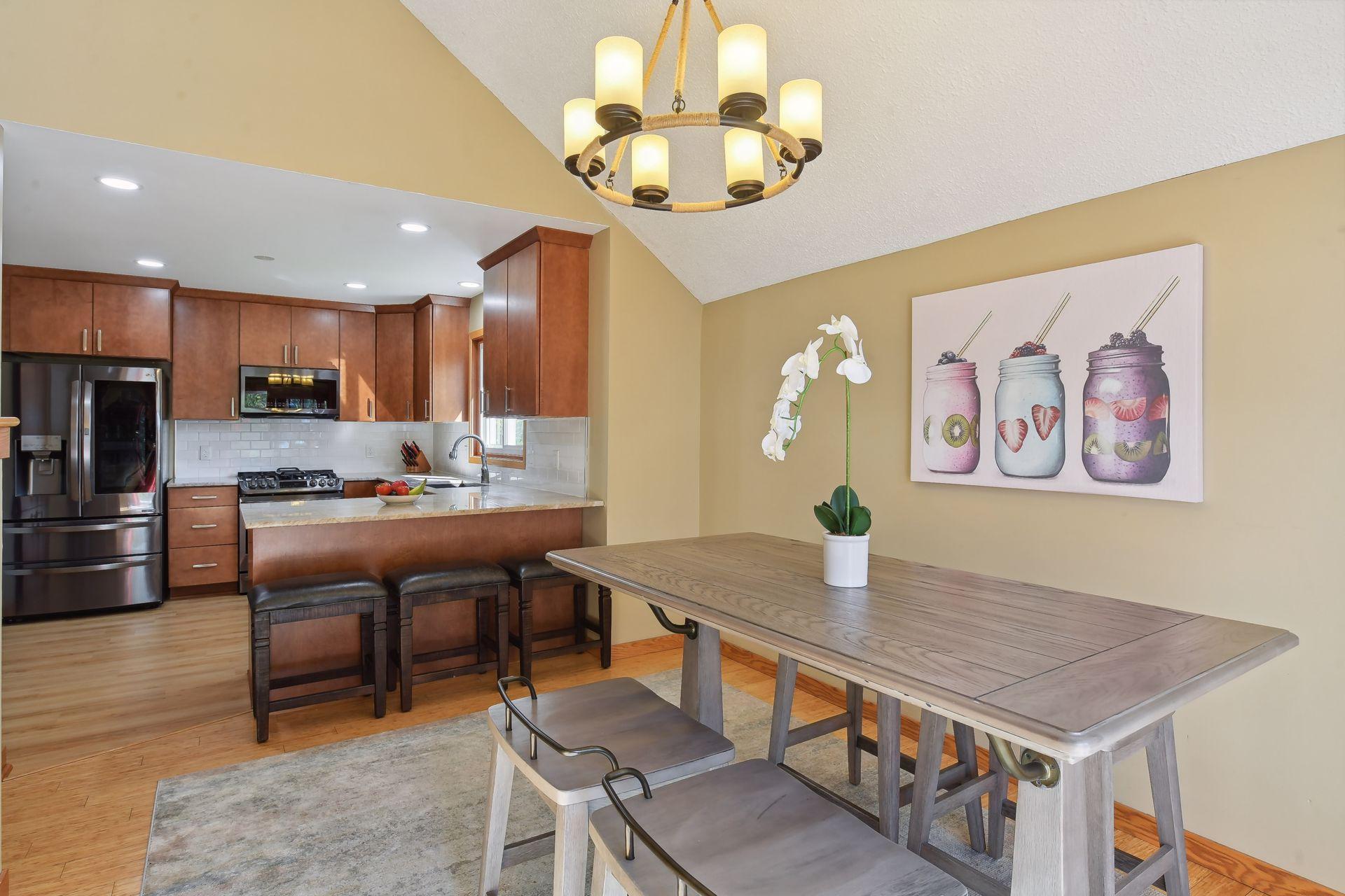 16408 South Manor Road Eden Prairie, MN 55346 - Photo 11 of 42