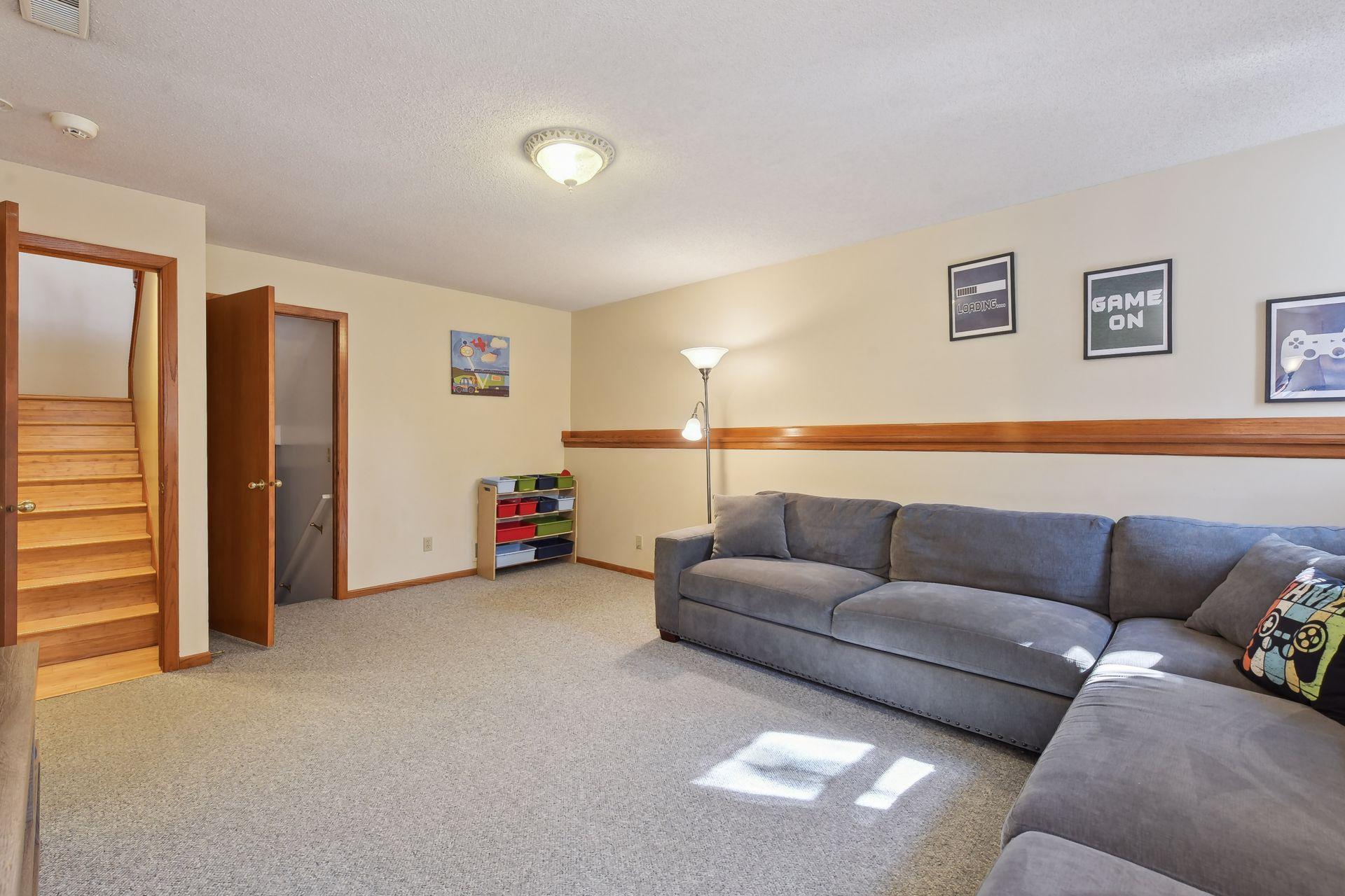 16408 South Manor Road Eden Prairie, MN 55346 - Photo 28 of 42