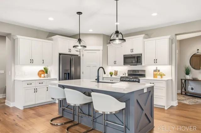 $1,299,000 | 4339 Mason Street, Zeeland, MI 49464