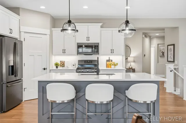 $1,299,000 | 4339 Mason Street, Zeeland, MI 49464