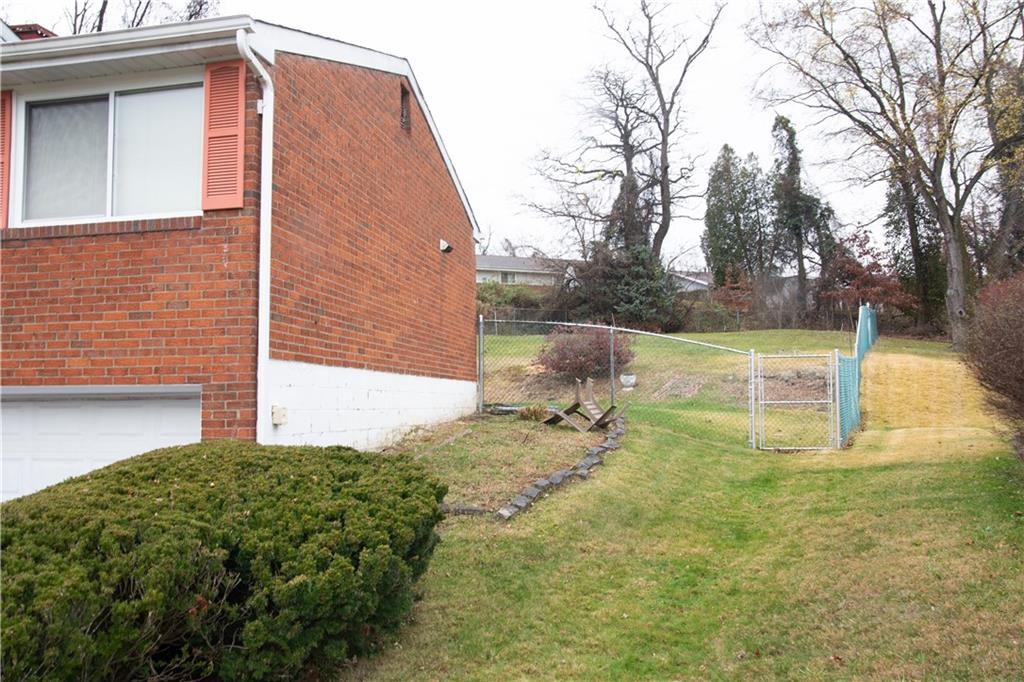 613 Brightberry Road Monroeville, PA 15146 - Photo 18 of 18 Gallery Image 18