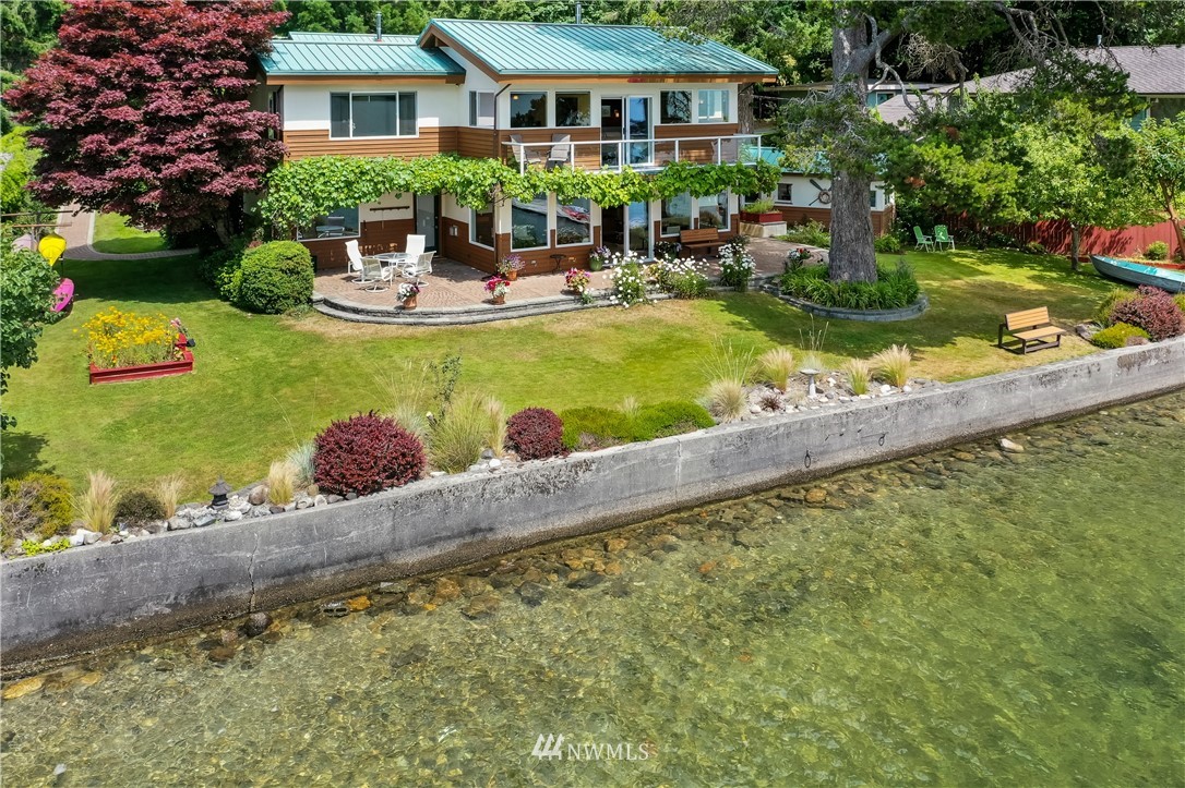 3277 North Shore Road Bellingham, WA 98226 - Photo 2 of 25 Gallery Image 2