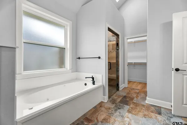 $609,000 | 7923 Crooked Trail, Tyler, TX 75703