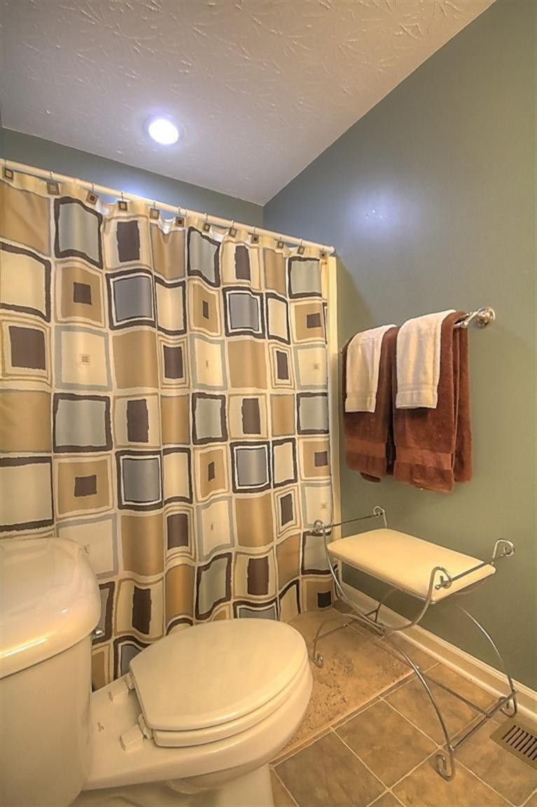 508 Bohicket Road Wilmore, KY 40390 - Photo 16 of 25 Master Bath