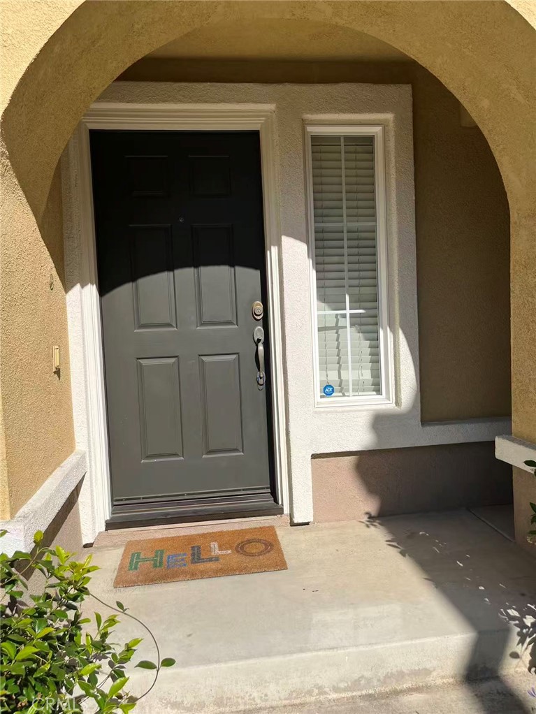 8 Pearleaf Irvine, CA 92618 - Photo 2 of 18