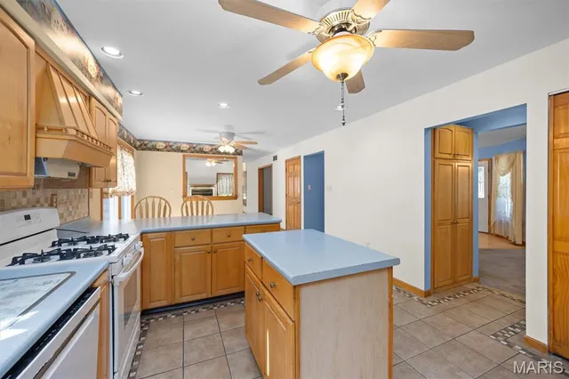 $364,900 | 1205 Antler Drive, Troy, IL 62294