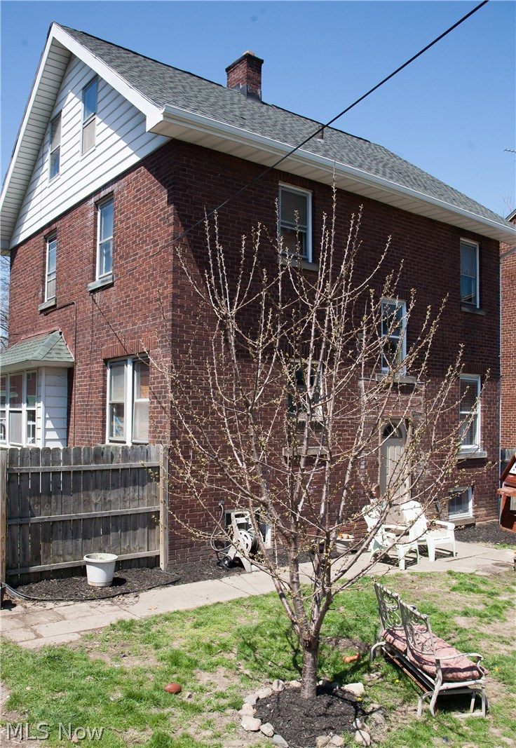 4567 Broadview Road Cleveland, OH 44109 - Photo 2 of 22