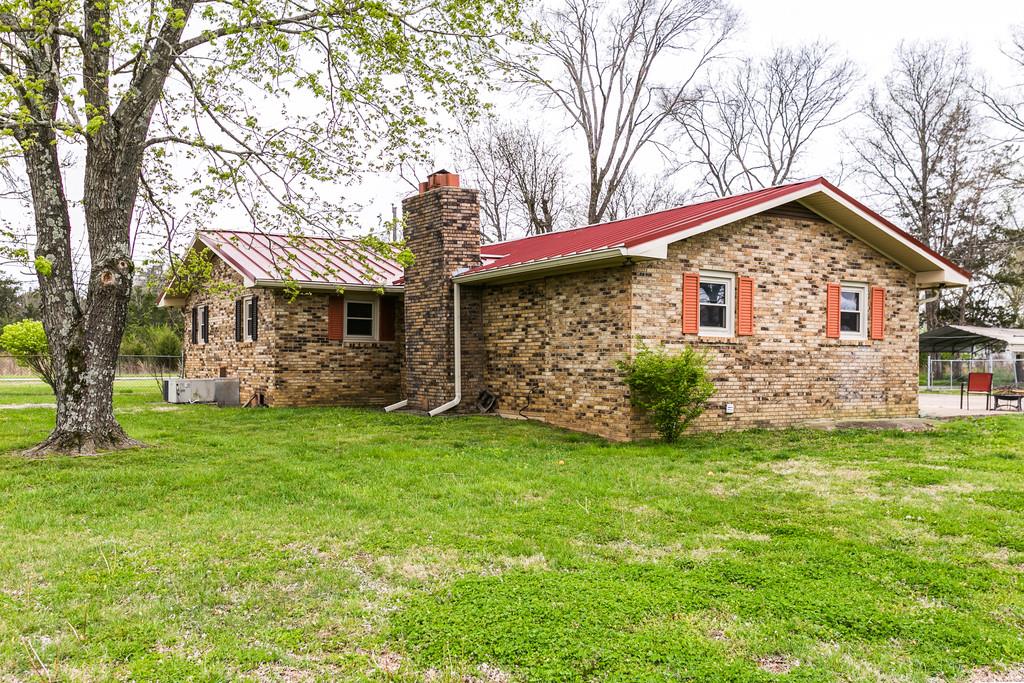 588 Weeks Road Murfreesboro, TN 37127 - Photo 8 of 28 Gallery Image 8