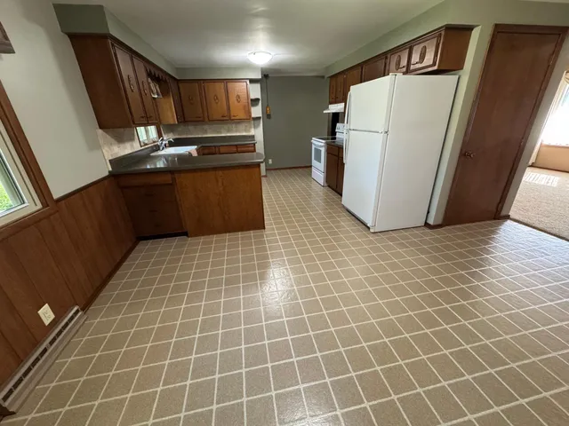 $289,900 | 1115 Swanhill Drive, Albert Lea, MN 56007