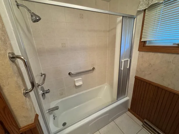 $289,900 | 1115 Swanhill Drive, Albert Lea, MN 56007