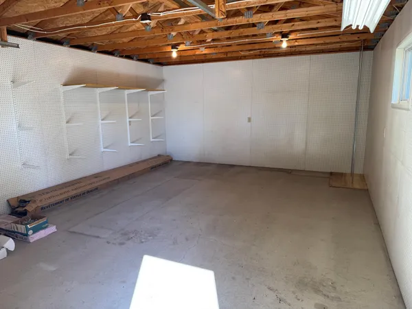 $289,900 | 1115 Swanhill Drive, Albert Lea, MN 56007