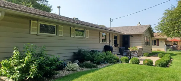 $289,900 | 1115 Swanhill Drive, Albert Lea, MN 56007