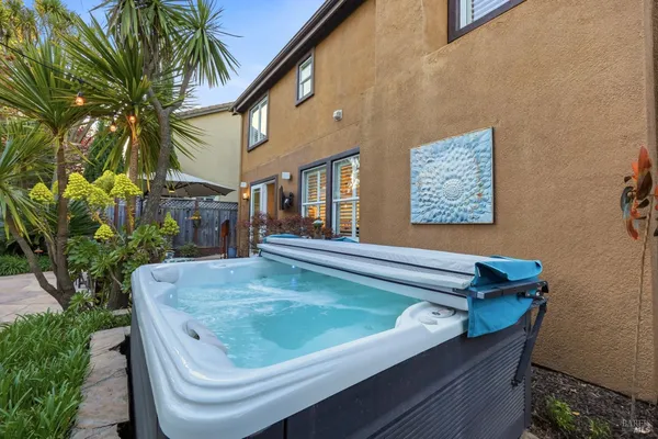 $1,033,116 | 1384 Birdie Drive, Windsor, CA 95492