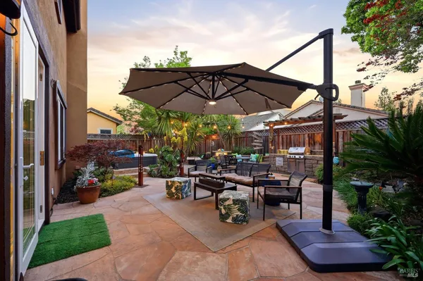 $1,033,116 | 1384 Birdie Drive, Windsor, CA 95492