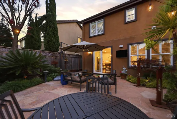 $1,033,116 | 1384 Birdie Drive, Windsor, CA 95492