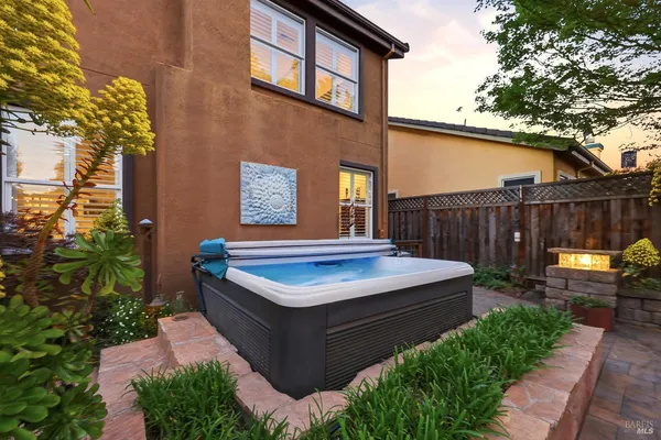 $1,033,116 | 1384 Birdie Drive, Windsor, CA 95492