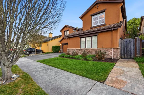 $1,033,116 | 1384 Birdie Drive, Windsor, CA 95492