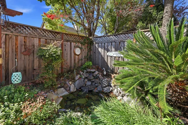 $1,033,116 | 1384 Birdie Drive, Windsor, CA 95492
