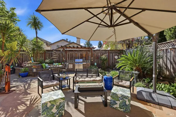 $1,033,116 | 1384 Birdie Drive, Windsor, CA 95492