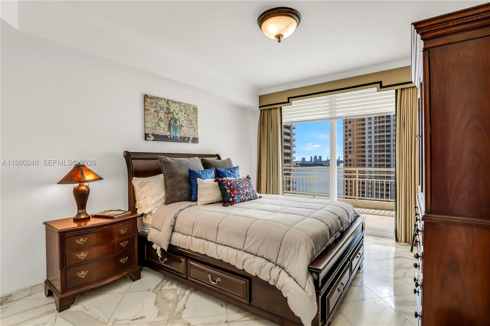 888 Brickell Key Drive, Unit 1807 Miami, FL 33131 - Photo 25 of 58