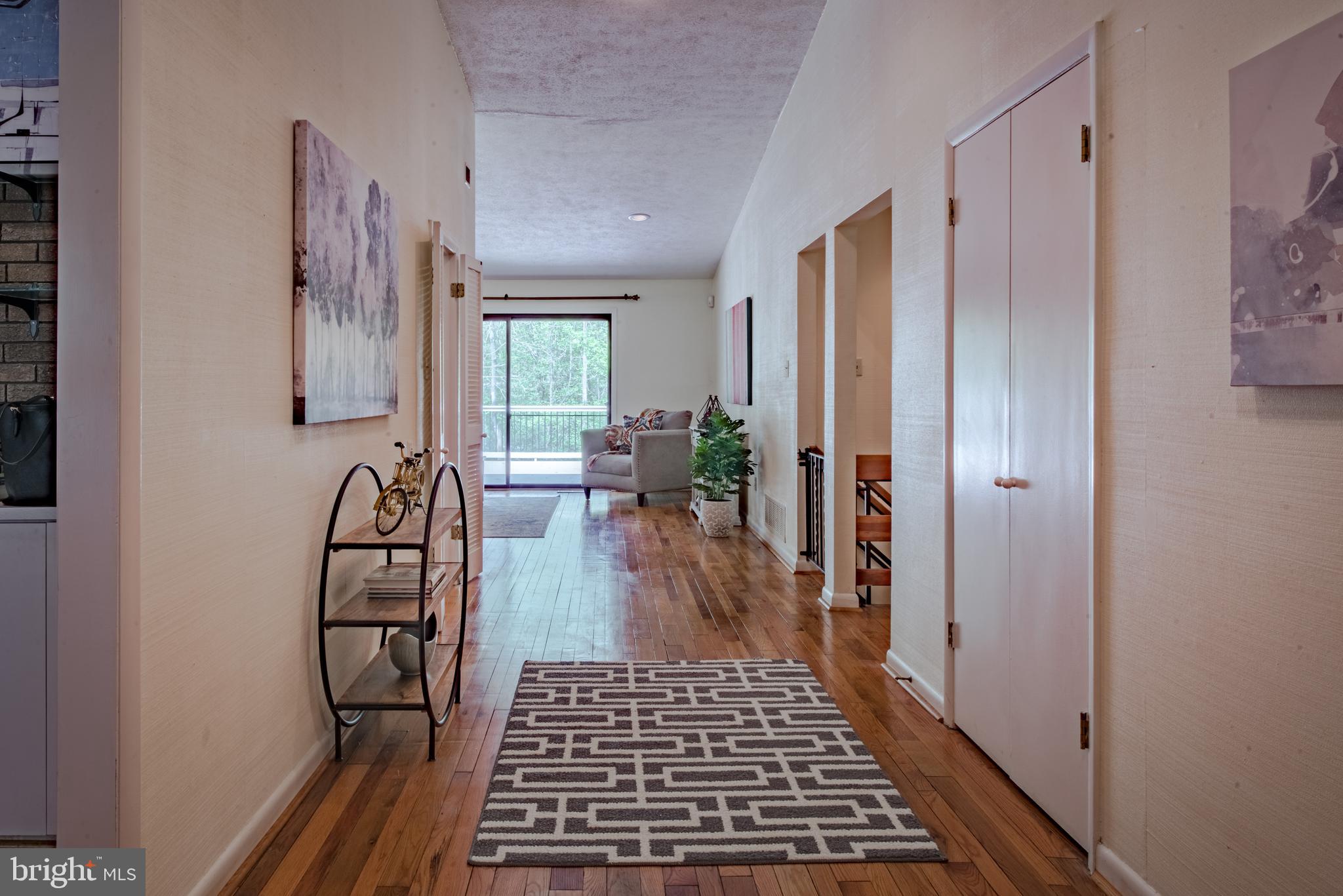 3500 Englemeade Road Baltimore, MD 21208 - Photo 4 of 35 FRONT HALL