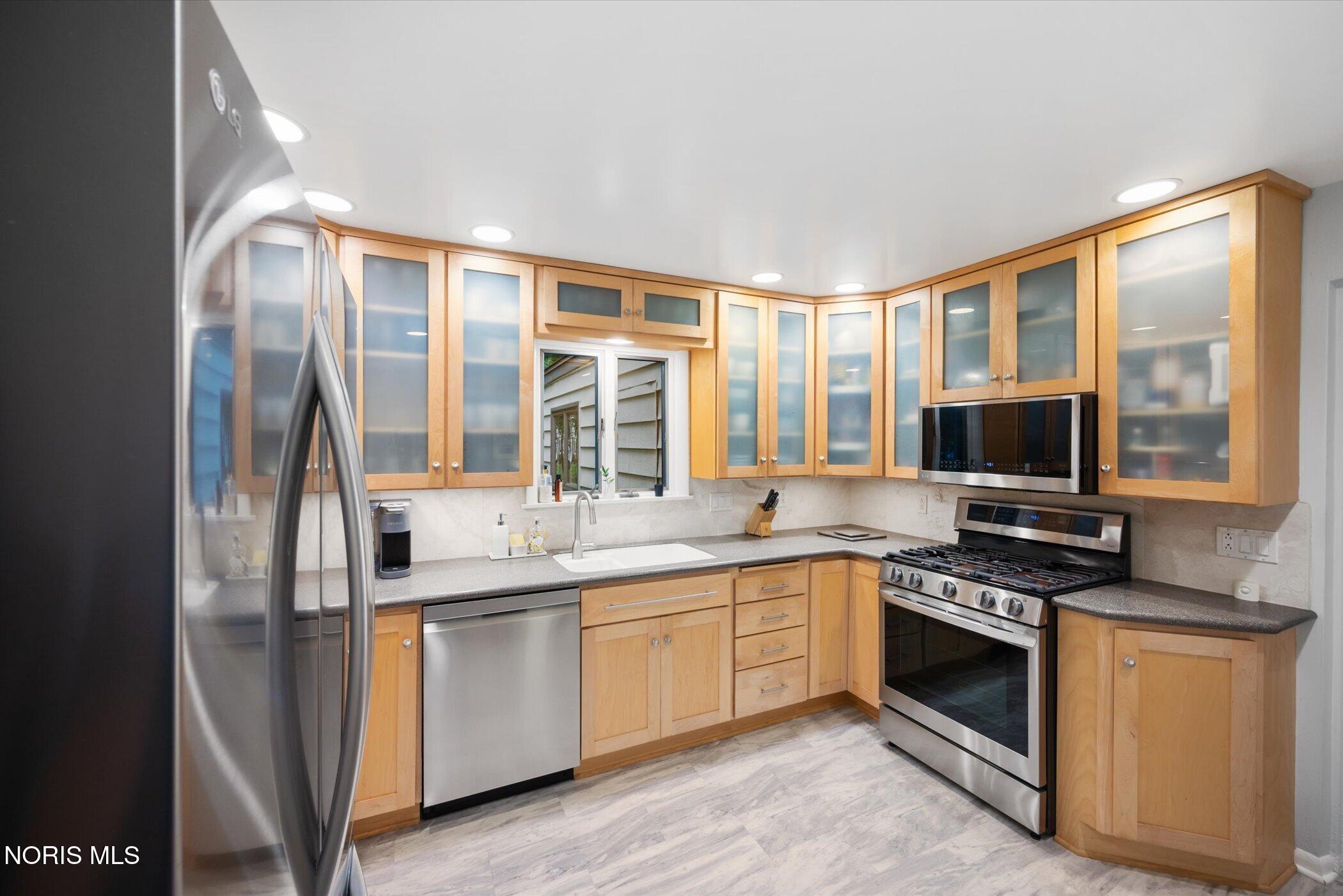 3336 Indian Road Toledo, OH 43606 - Photo 22 of 41 Gallery Image 22