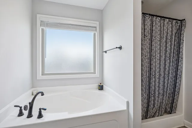 $379,999 | 2906 Dusenburg Drive, Christiana, TN 37037