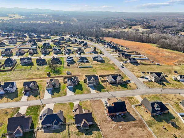 $374,999 | 2906 Dusenburg Drive, Christiana, TN 37037