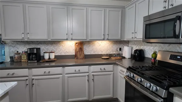 $2,300 | 723 Lady Diana Drive, Davenport, FL 33837