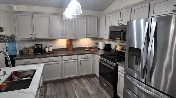 $2,300 | 723 Lady Diana Drive, Davenport, FL 33837