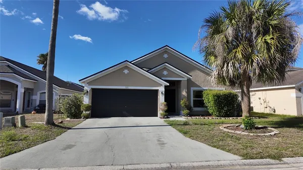 $2,300 | 723 Lady Diana Drive, Davenport, FL 33837