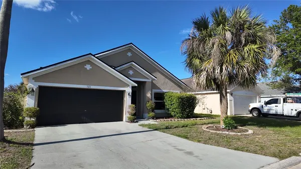 $2,300 | 723 Lady Diana Drive, Davenport, FL 33837