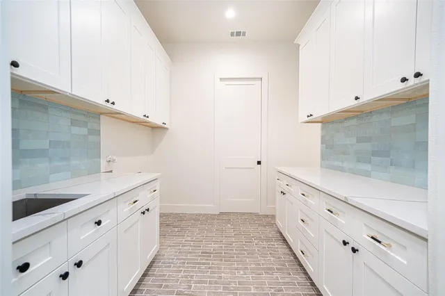 $250,000 | 642 North Private Road, Leesburg, TX 75451