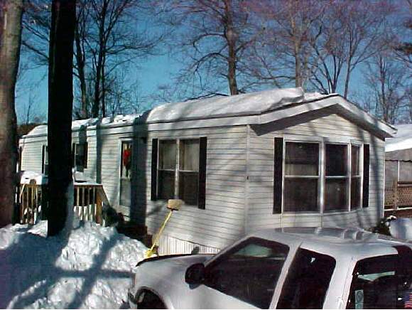 4 Cornwall Avenue Exeter, NH 03833 - Photo 1 of 3 Gallery Image 1