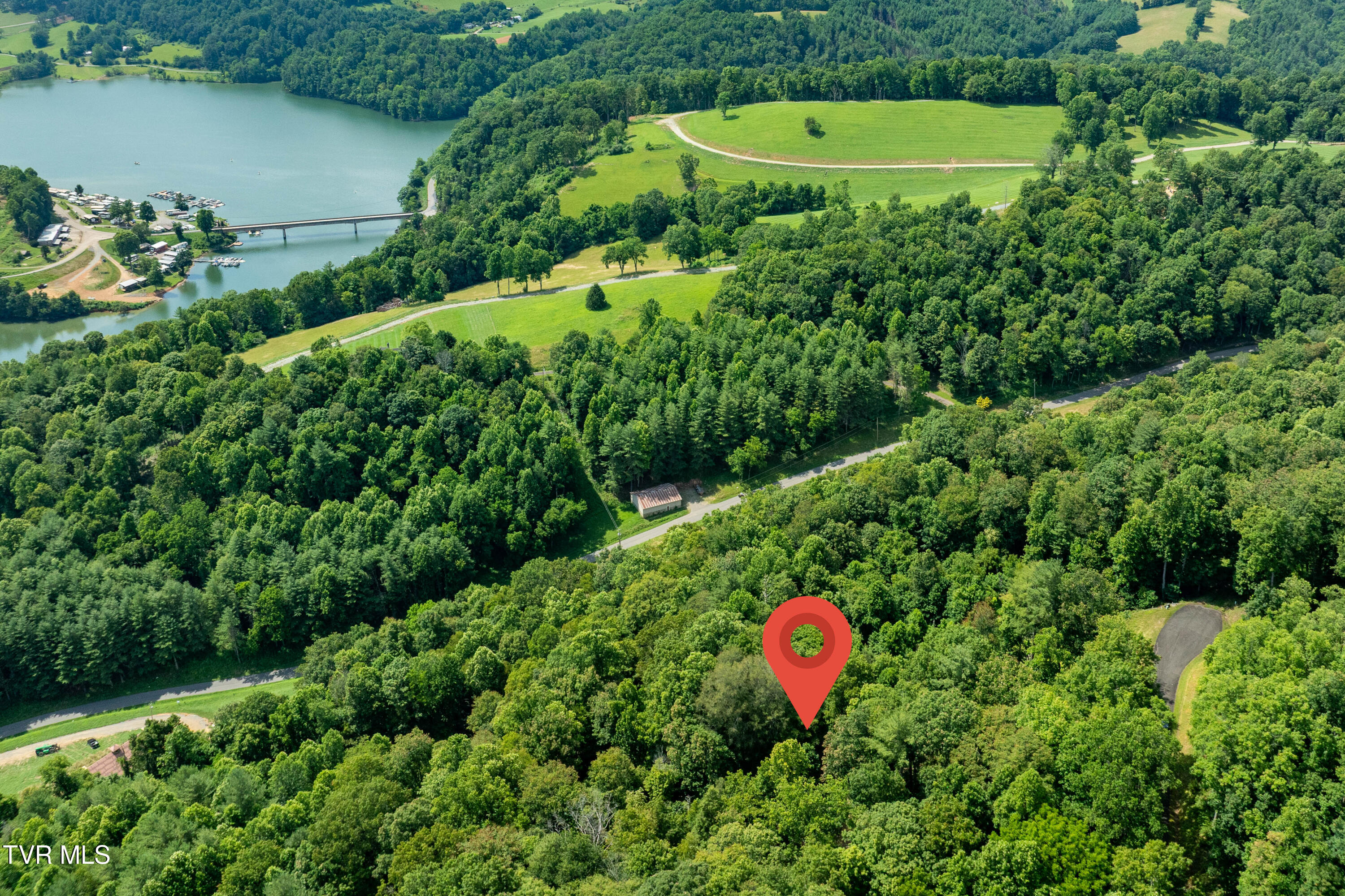 Lot 32 Lake Ridge Road, Unit 32 Butler, TN 37640 - Photo 13 of 30 Lot 32 (13 of 29)