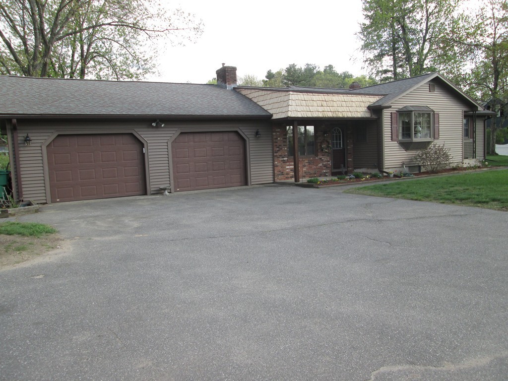 1045 Burnett Road Chicopee, MA 01020 - Photo 23 of 29 Gallery Image 23