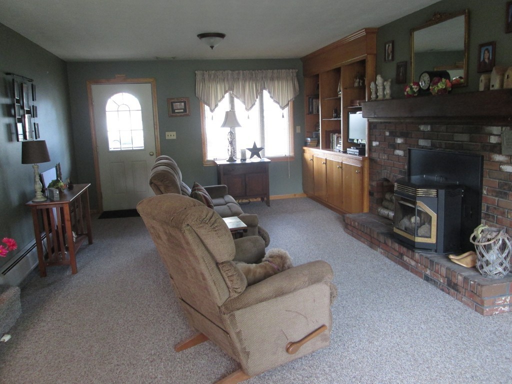 1045 Burnett Road Chicopee, MA 01020 - Photo 4 of 29 Gallery Image 4