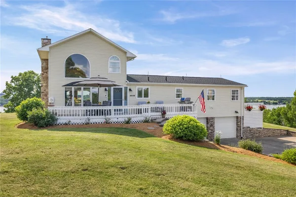 $699,000 | 5956 Burdick Lane, Livonia, NY 14487